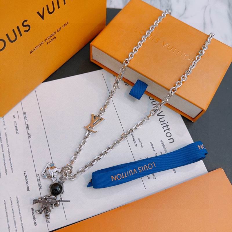LV Necklace 11yxx105